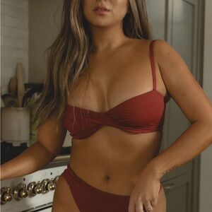 TAN LINES Romi Top | Cherry Cola